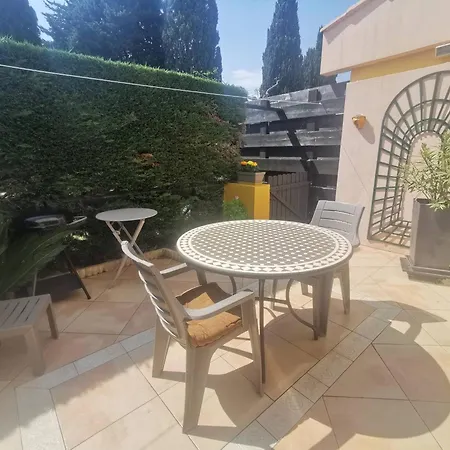 아파트 Avec Acces Piscine - 4 Pers. - Fr-1-880-81